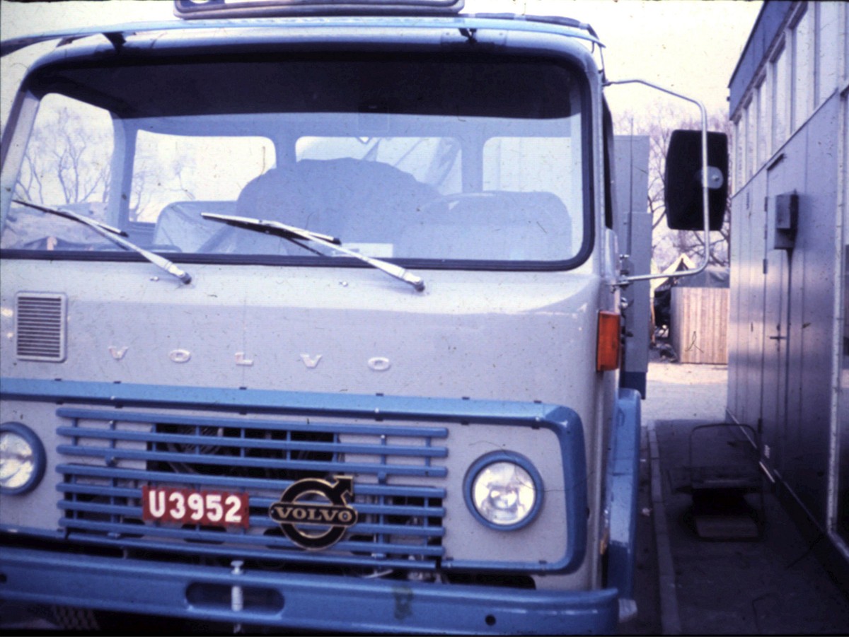 F85_70.jpg - En nylevererad Volvo F85 runt 1970.