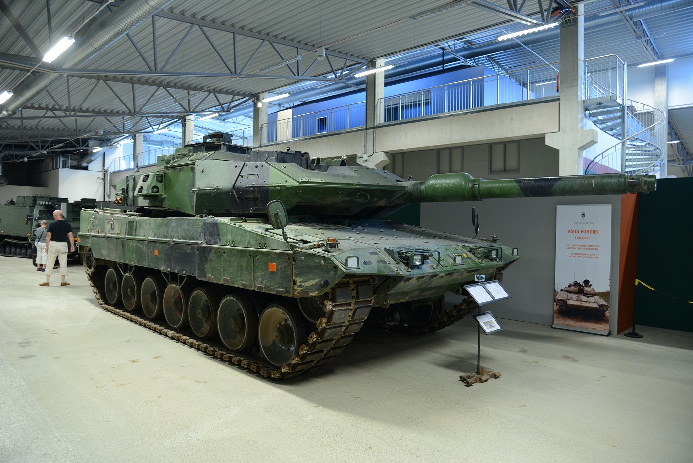 21.jpg - Stridsvagn Strv 122, Leopard 2
